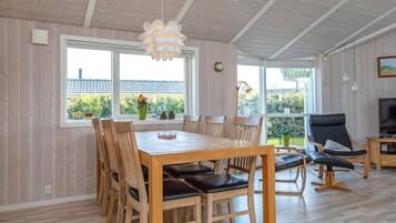 House | Tempat makan