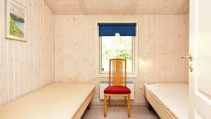 Room - 6 Person Holiday Home in Ans By (Ans)