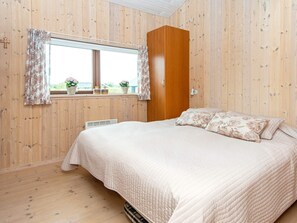 3 bedrooms - Spacious Holiday Home in Tarm near Beach (Tarm)