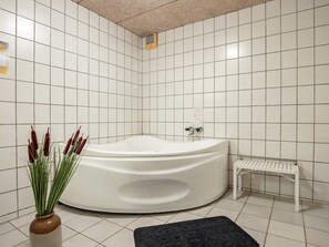 House | Spa treatment