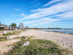 House | Beach - 4 Star Holiday Home in Bjert (Bjert)