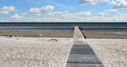 8 Person Holiday Home in Glesborg-by Traum