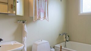 Bathroom - Stylish Holiday Home With Garden in Ardennes (Bralanda)