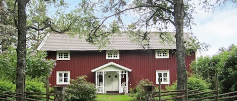 House | Exterior