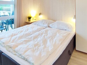 House | 2 bedrooms, individually furnished