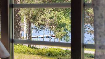 House | Water view