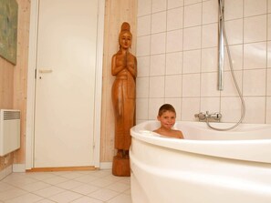 House | Spa treatment