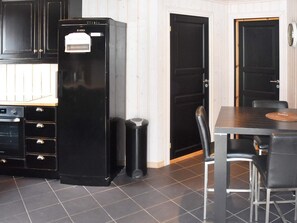 House | Dining - Holiday Home in Gursken (Sande)