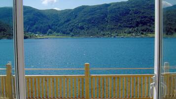 House | Lake view