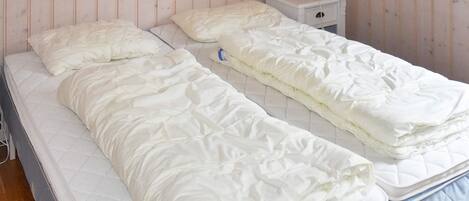 House | 4 bedrooms, individually furnished