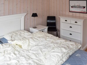 House | 4 bedrooms, individually furnished