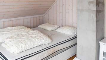 House | 4 bedrooms, individually furnished