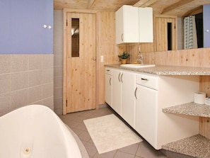 House | Bathroom