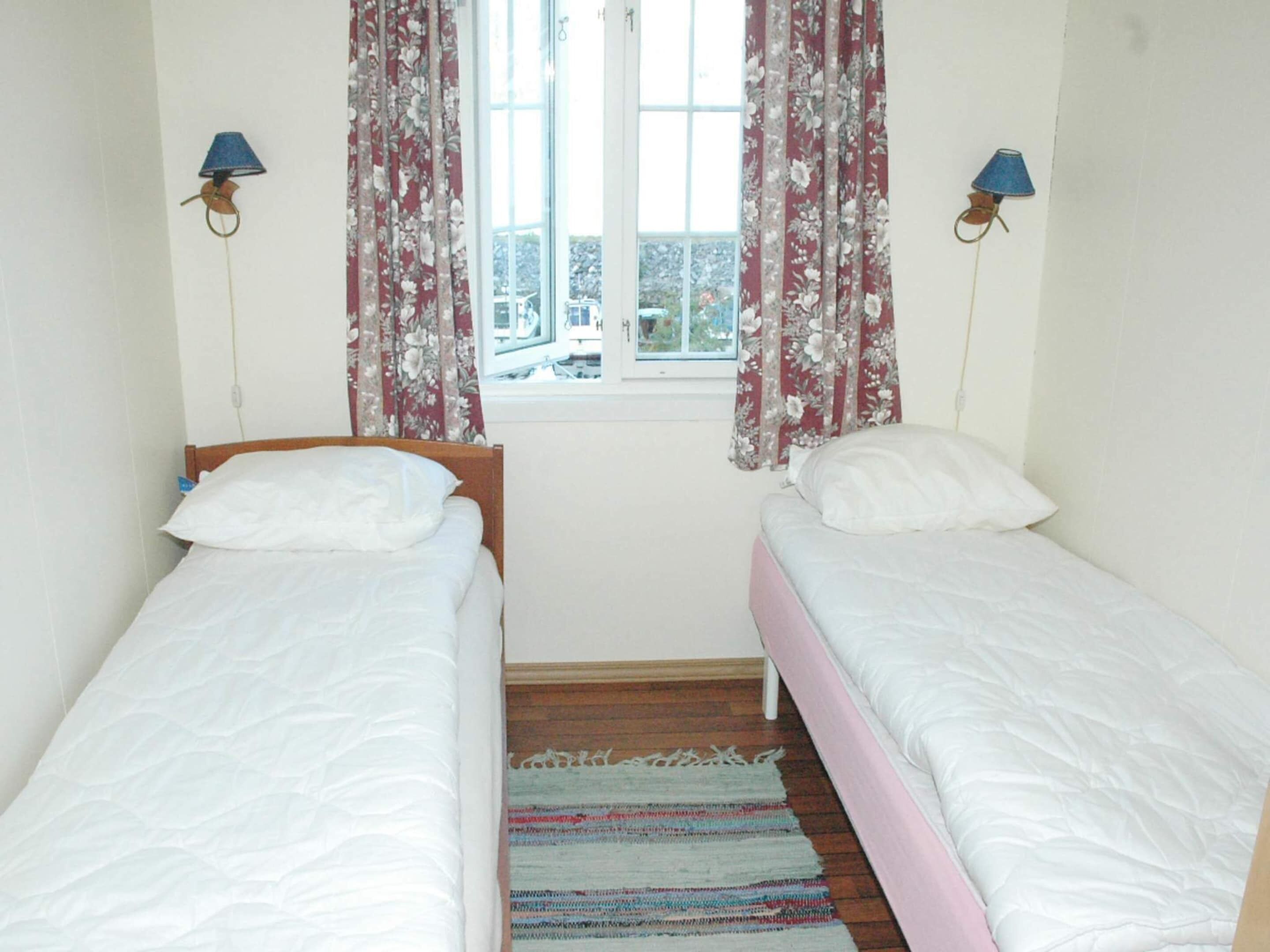 House | 2 bedrooms, individually furnished