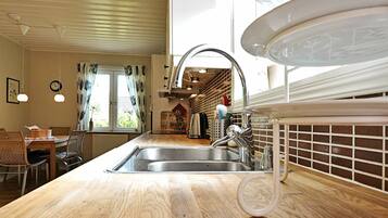 3 chambres, ameublement personnalisé