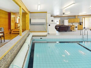 House | Pool | Indoor pool, outdoor pool - Holiday Home in Mellerud (Mellerud)