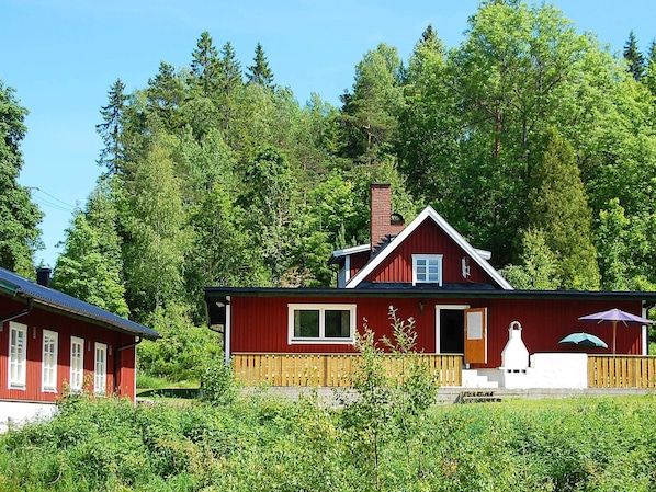 House | Exterior - Holiday Home in Mellerud (Mellerud)