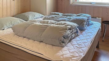 3 Schlafzimmer, Babybetten