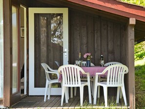 Exterior - Spacious Holiday Home in Allinge Bornholm With Sea View (Allinge)