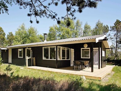 8 Person Holiday Home in Albaek-by Traum