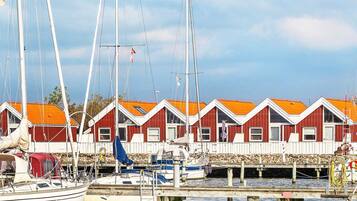 ํ์ฐ์ค | ์ธ๊ด