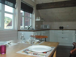 Dining - Holiday Home in Ã…ram (Vanylven)