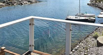 5 Star Holiday Home in Urangsvag