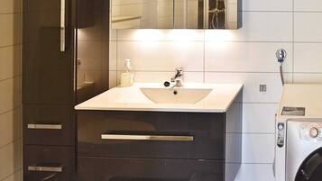 House | Bathroom