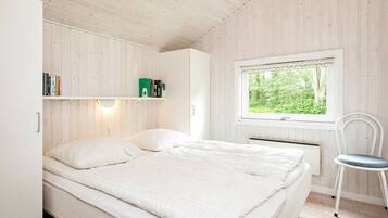 3 Schlafzimmer, Babybetten