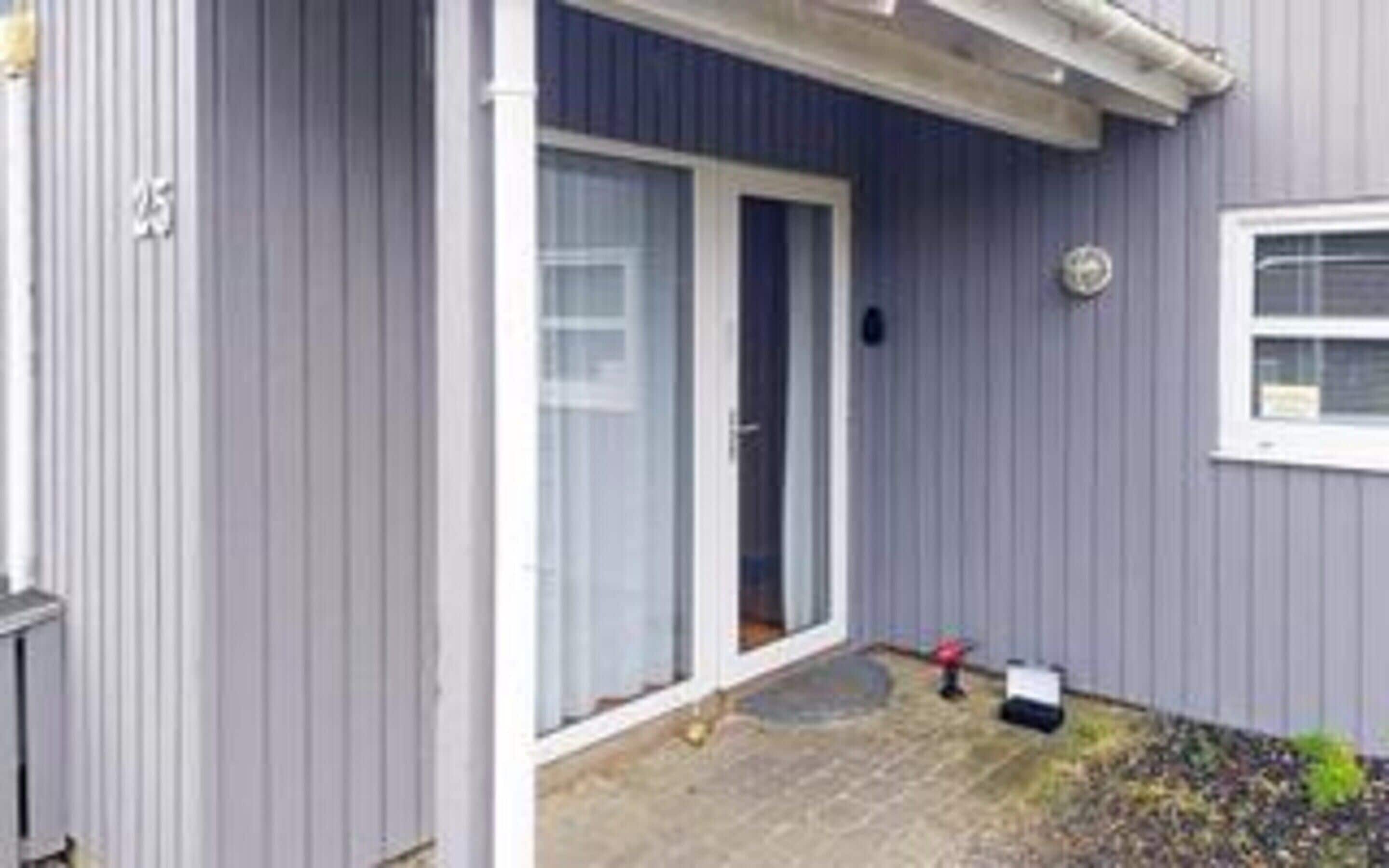 House | Exterior detail