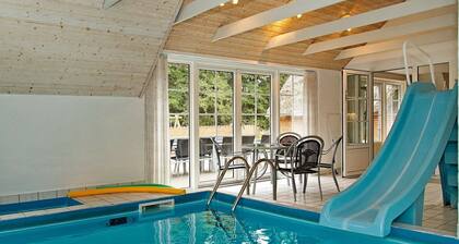 Spacious Cottage in Ulfborg With Indoor Pool