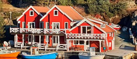 House | Exterior