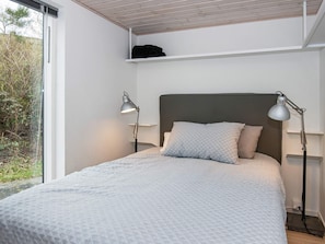 3 bedrooms, cribs/infant beds - 6 Person Holiday Home in Knebel (Knebel)