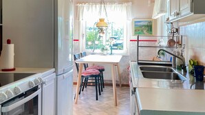Unclassified image, 5 of 38, button - 4 Person Holiday Home in Klippan (Klippan)