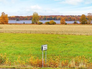 Pemandangan perairan