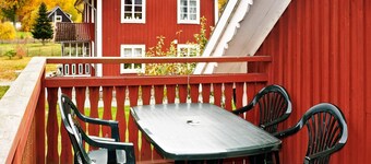 5 เพอร์ซัน ฮอลิเดย์ โฮม อิน โลนาชุลต์-บาย ทรอม