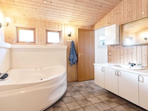 House | Bathroom