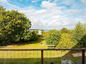 House | Water view