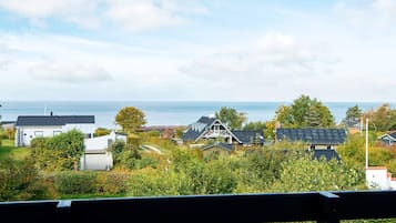 House | Water view