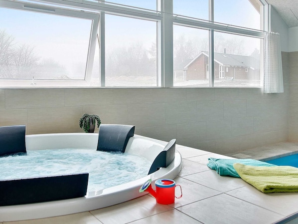House | Spa treatment