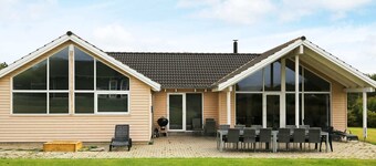 5 Star Holiday Home in Tisvildeleje