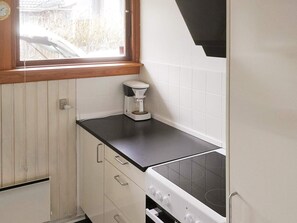Private kitchen - 6 Person Holiday Home in Faaborg-by Traum (Faaborg)