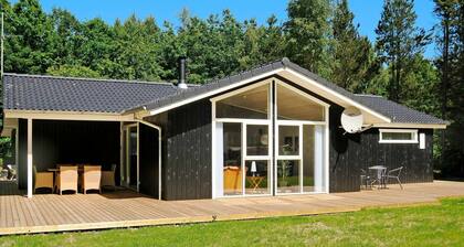 Spacious Holiday Home in Ans With Terrace