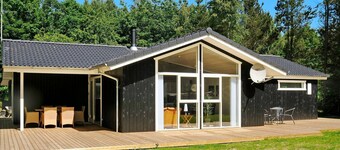 Spacious Holiday Home in Ans With Terrace