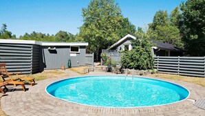 Pool - 4 Person Holiday Home in Ronde (Ronde)