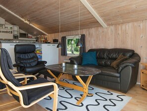Living area - 4 Person Holiday Home in Ronde (Ronde)