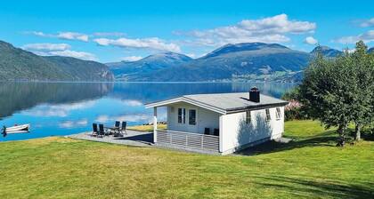 4 Person Holiday Home in Utvik-by Traum