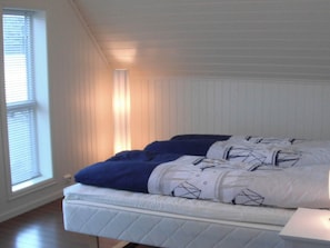 House | 4 bedrooms, individually furnished - Holiday Home in Gursken (Sande)