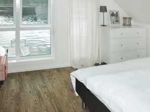 House | 4 bedrooms, individually furnished - Holiday Home in Gursken (Sande)