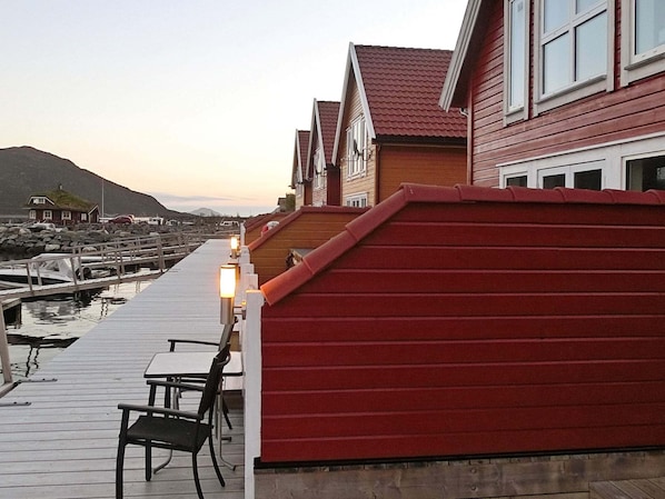 House | Lake view - Holiday Home in Gursken (Sande)